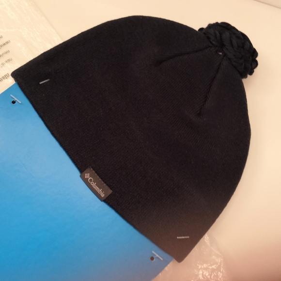 Fox Beanie and Neck Gaiter Set, Columbia Youth Size - Picture 6 of 7